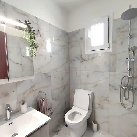 With 2 Bedrooms - 2 Bathrooms - Private Pool - Wifi 350 Mbps شاراكي